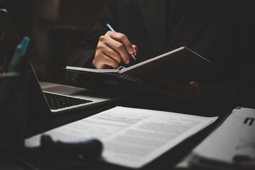 小说素材校园环境的描写