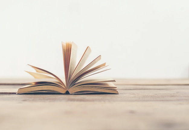 珀莱雅舒缓喷雾正确使用顺序